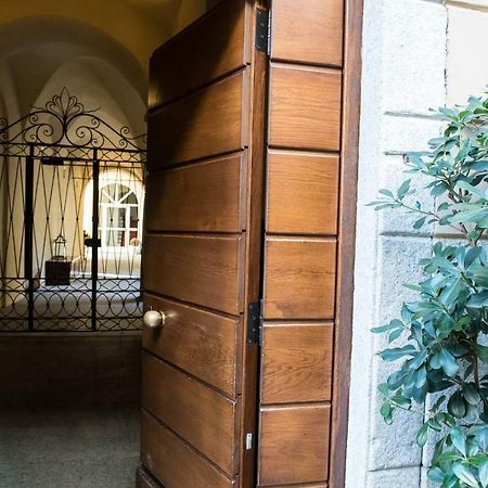Lo Studio - The House Of Travelers Комо Экстерьер фото